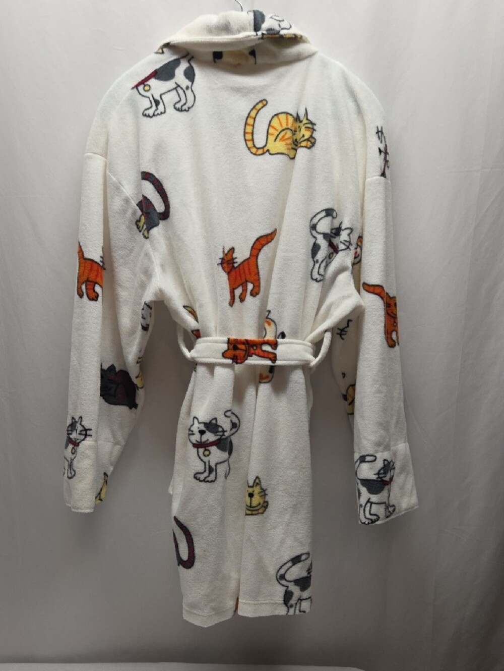 Cozy White Cat-Print Fleece Robe with Tie Waist Loungewear Whimsical - Picture 2 of 8